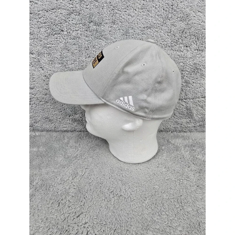 ​Adidas Wofford Terriers FlexFit Fitted Cap Hat Gray Black Gold Mens Size S/M